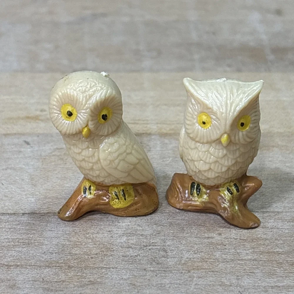 Vintage Owl Figurines Pair Hong Kong Hard Plastic Kitschy Bird Decor